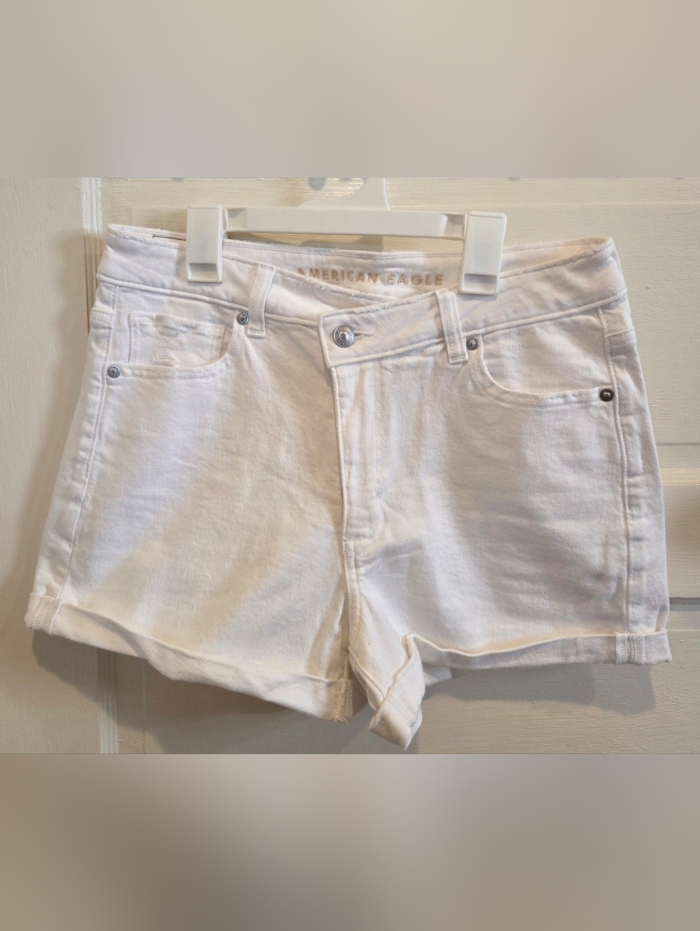 American Eagle Outfitters Women’s White Denim Shorts